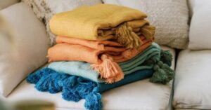 What Is The Standard Throw Blanket Size?